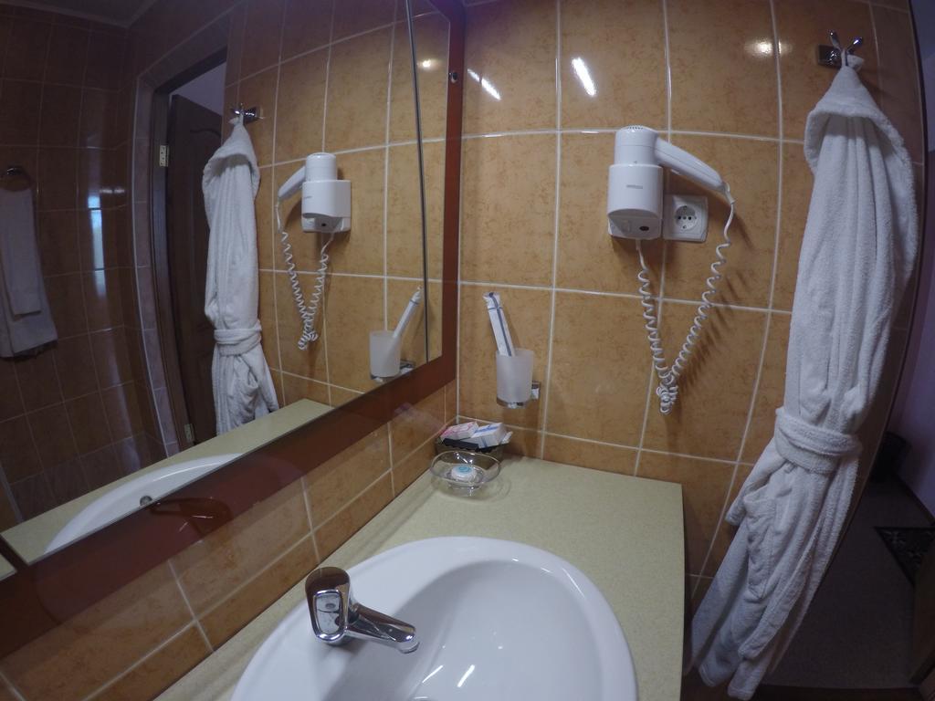 Kurmet Hotel Uralsk Værelse billede