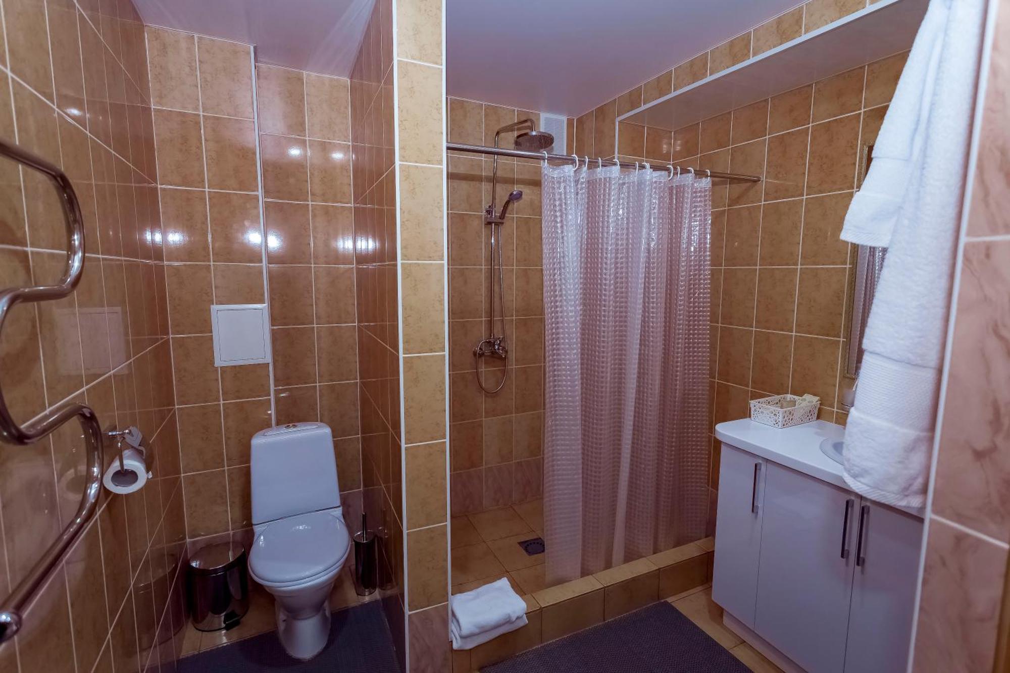 Kurmet Hotel Uralsk Eksteriør billede